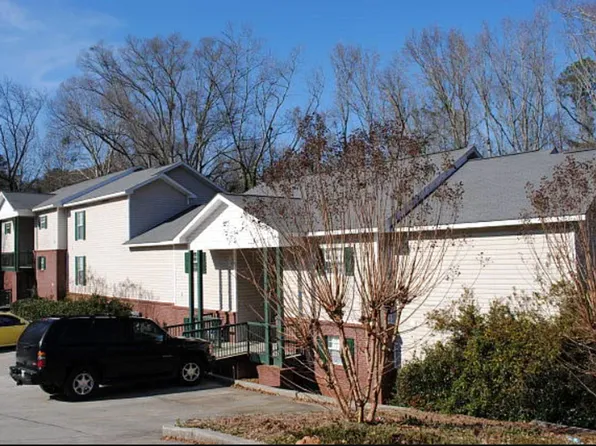 Oakwood Condos, 618 8th Ave APT A, Opelika, AL 36801