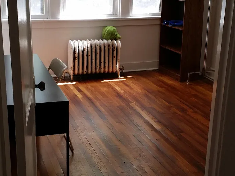 5630 Beacon St #1 — Photo 9