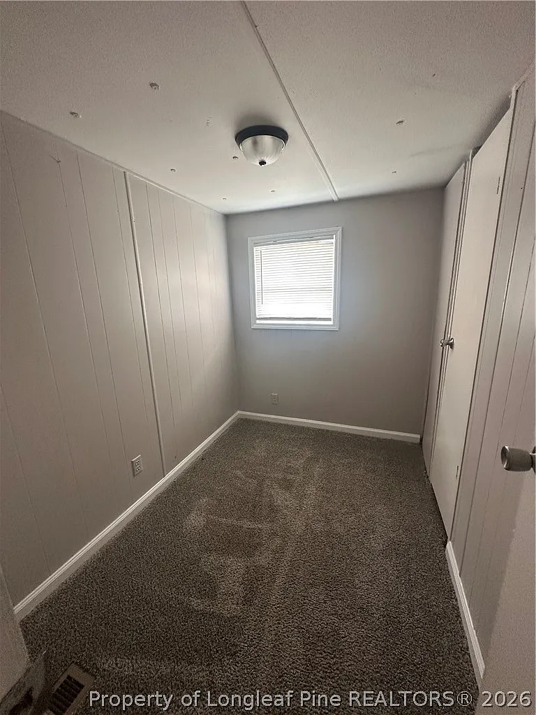 3 bed, 1.0 bath, 1001 sqft, $895 — Photo 4