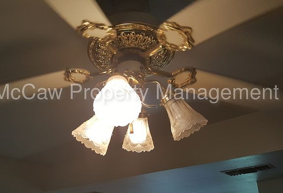 3rd image of 1301 Estates Blvd