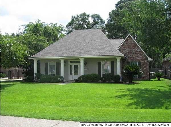 1st image of 16522 Jefferson Oaks Dr