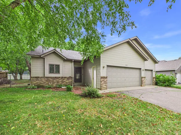 822 4th St N, Sartell, MN 56377