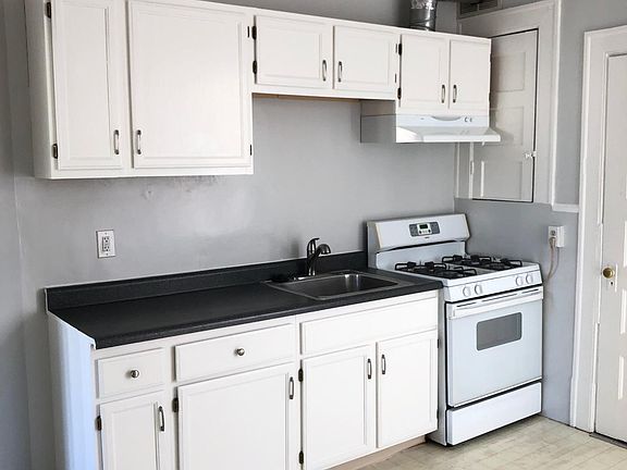 5th image of 3671 16th St APT 12