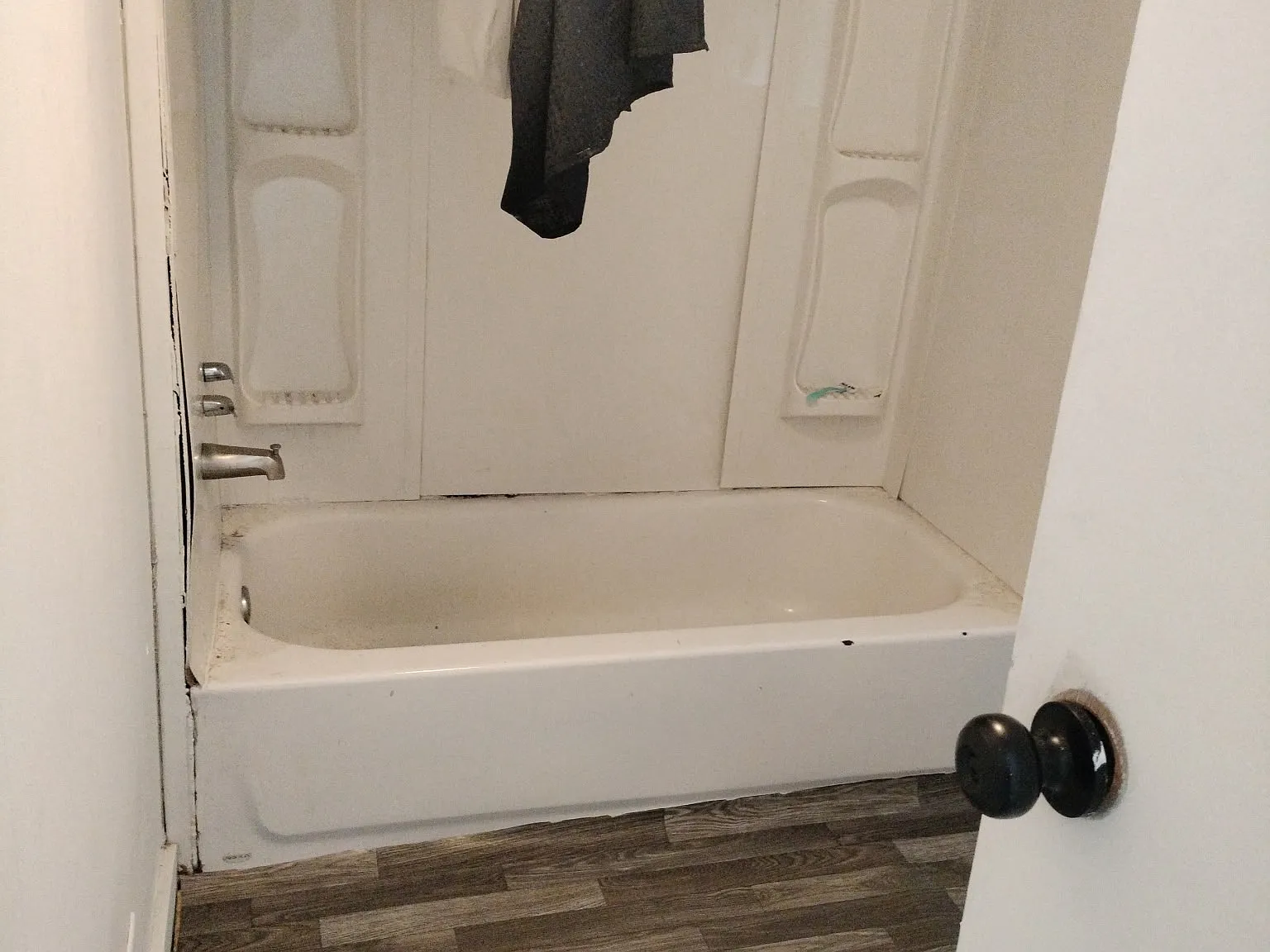 2 bed, 900 sqft, $875 — Photo 3