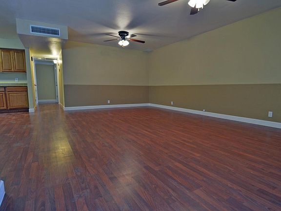 3rd image of 1239 E Marilyn Ave