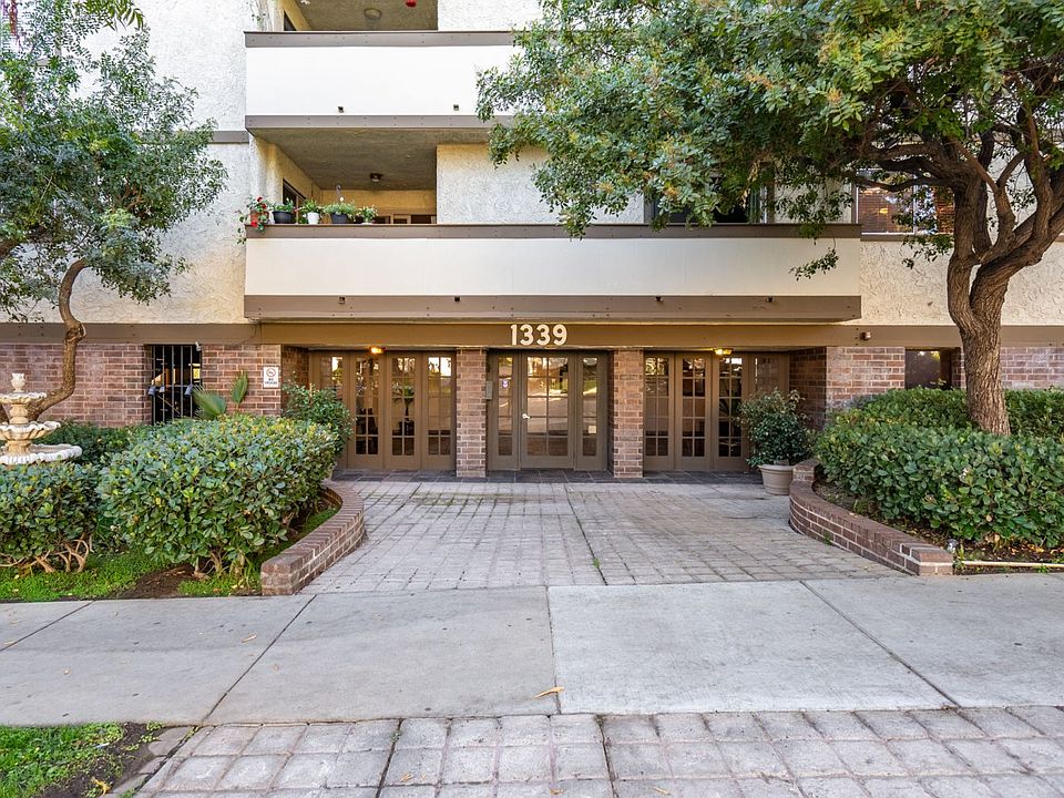 1st image of 1339 N Columbus Ave Unit 321