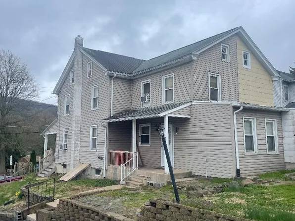 15 Dewey St, Mohnton, PA 19540