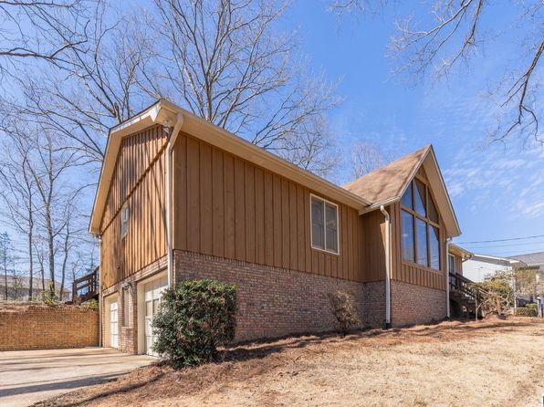 5300 Pinecrest Dr, Mount Olive, AL 35117