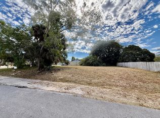 401 SW Tulip Boulevard, Port Saint Lucie, FL 34953