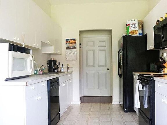 3rd image of 26457 Asuncion Dr