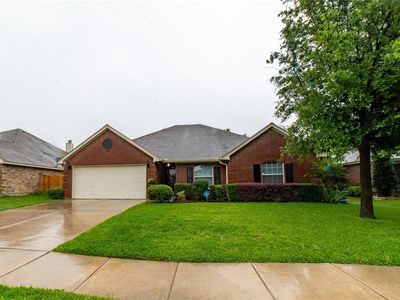 424 Vista Way Dr, Saginaw, TX, 76179