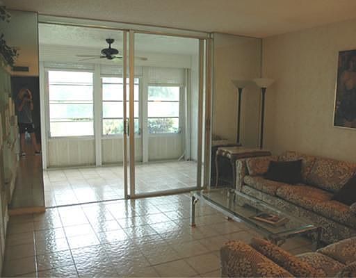 Sliders to Florida Room