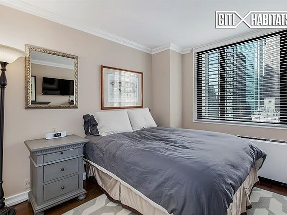5th image of 300 E 54th St APT 16E