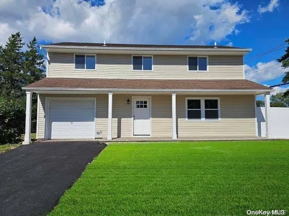 3 Olive Street, Central Islip, NY 11722