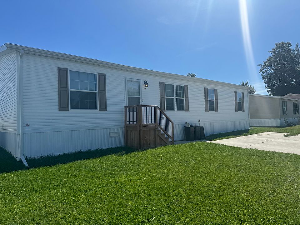 1st image of 570 Persimmon Ct #570