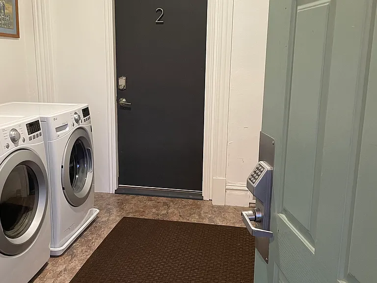 182 N N St #2 — Photo 13
