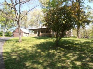 3943 Whitfield Dr, Rockford, IL 61102