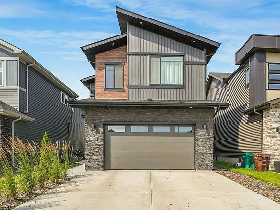 3rd image of 108 Edgefield Way