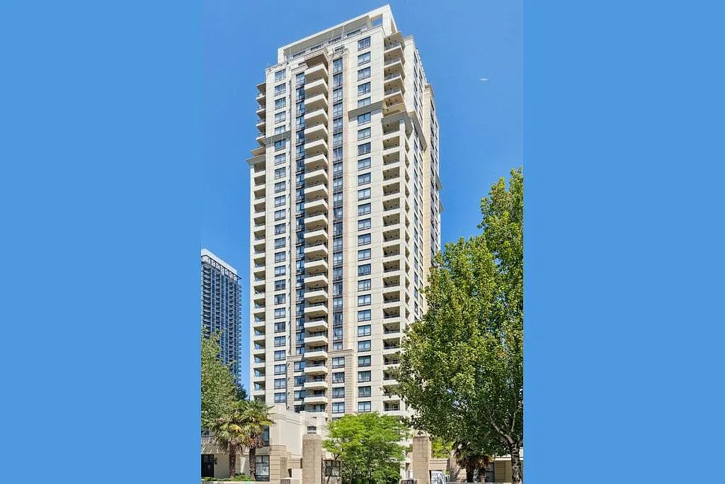 1 bed, 756 sqft, $2,290 — Photo 1