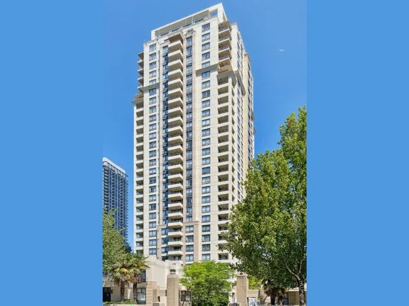 4333 Central Blvd #1905, Burnaby, BC V5H 4W8