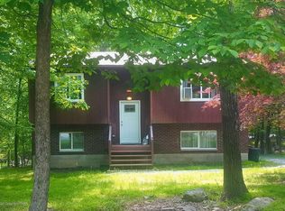 205 Mercedes Ct, East Stroudsburg, PA 18301