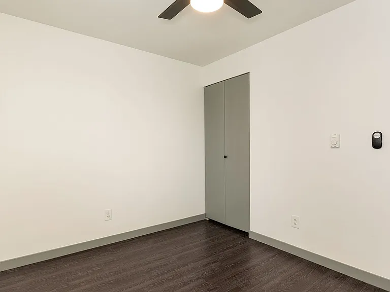 Seattle View Apartments — Photo 43