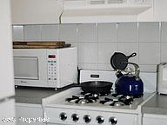 5th image of 700-702 S 18th St Floor 3-700