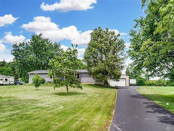 5th image of 3382 Homeacres Ave