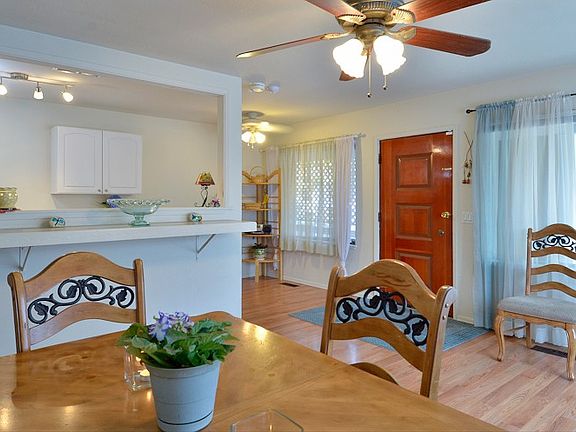 3rd image of 3809 Almira Dr