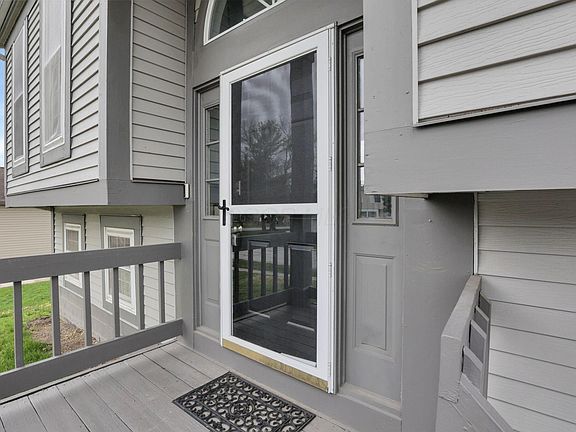 4th image of 2999 Tempe Ct