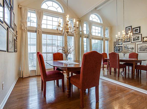 4th image of 809 Buckhill Dr