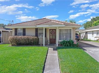 8904 Crochet Ave, River Ridge, LA 70123