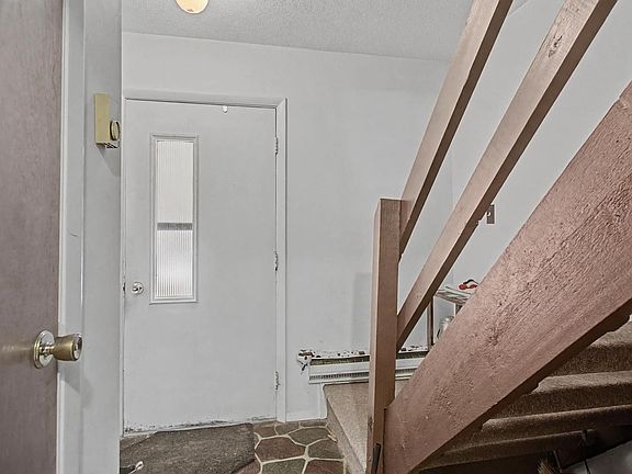 5th image of 86 Pinecrest Drive #11 E