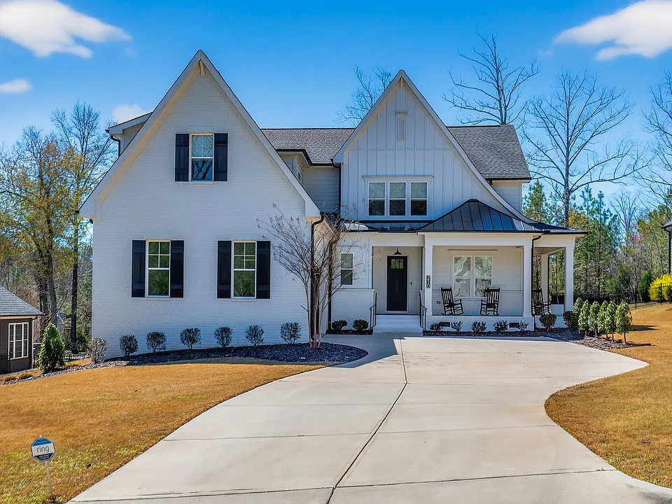 210 Lookout Rdg