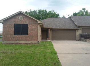 272 Braeburn Cir #A, Meadowlakes, TX 78654