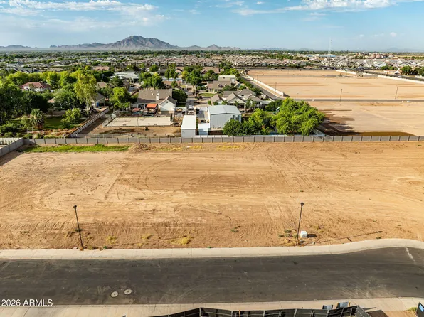 2523 E BLUE SAGE Road #106, Gilbert, AZ 85297