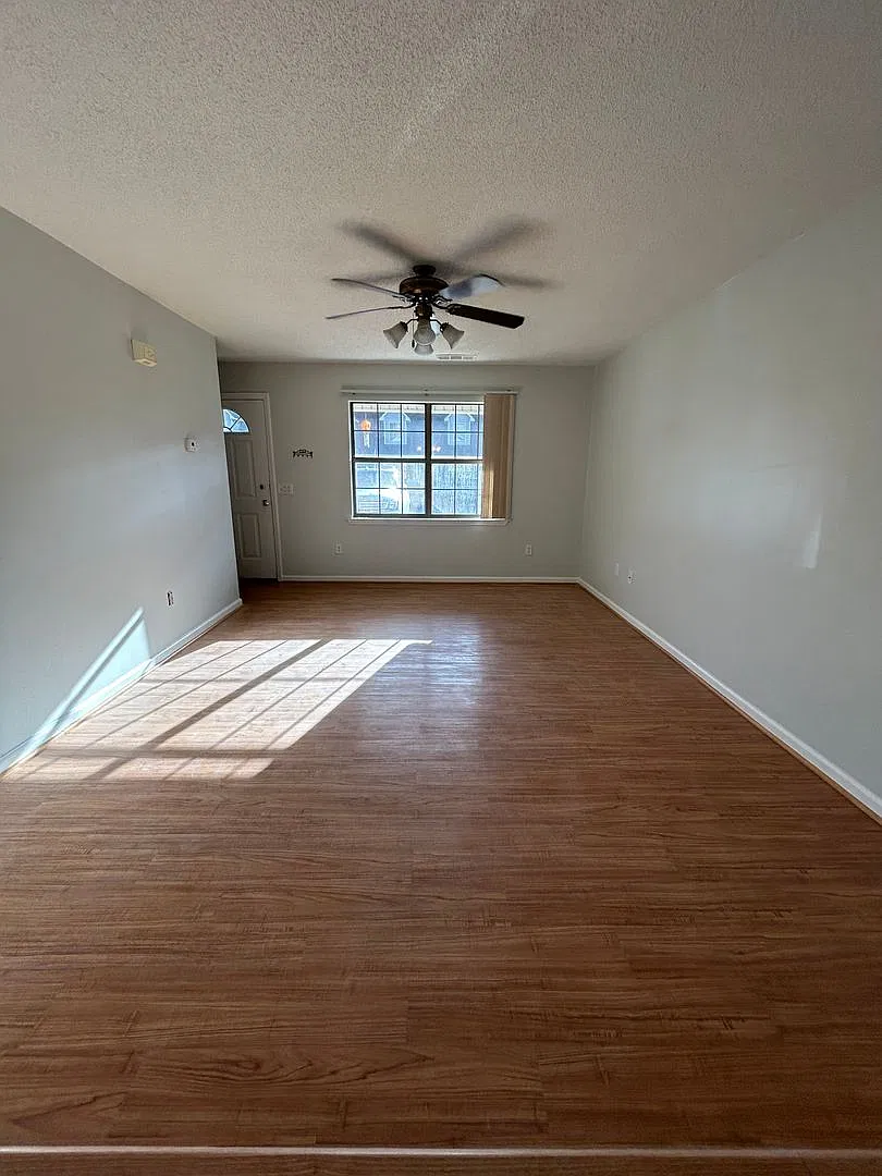 109 Town Park Drive - Rincon, GA $1600/mth — Photo 2