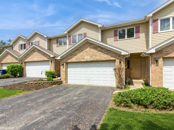 222 Conley Dr, Elburn, IL 60119