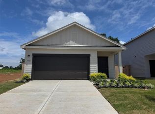 5882 Mercer St, Cut And Shoot, TX 77303