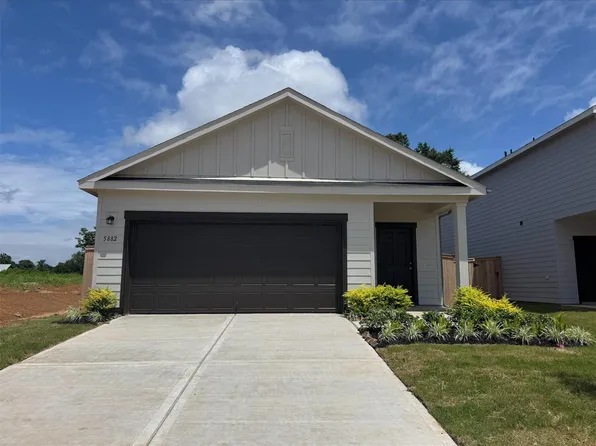 5882 Mercer St, Cut And Shoot, TX 77303