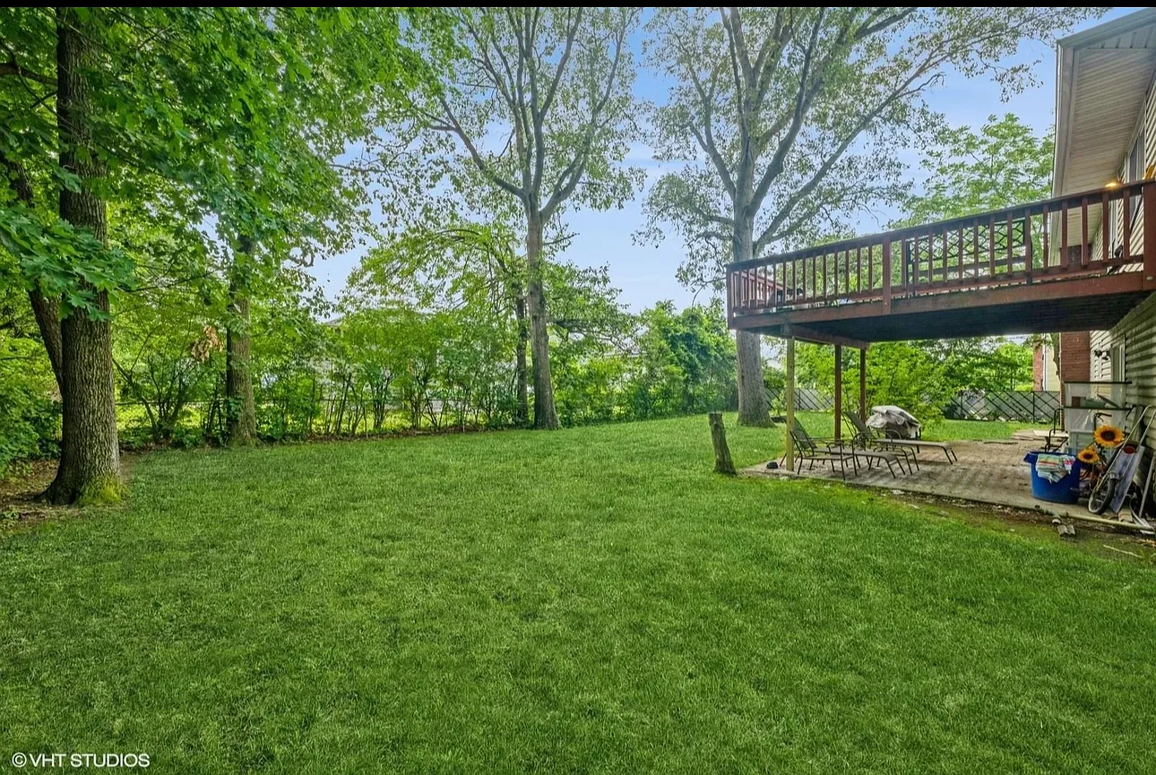 6 bed, 1764 sqft, $4,900 — Photo 3
