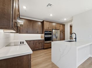 2121 W Sonoran Desert Dr UNIT 121, Phoenix, AZ 85085