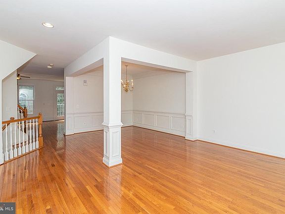 5th image of 9430 Lakeland Fells Ln
