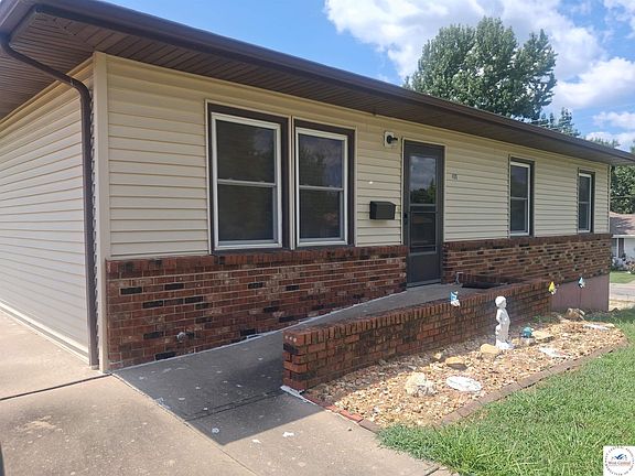 4th image of 400 E Golden Ave