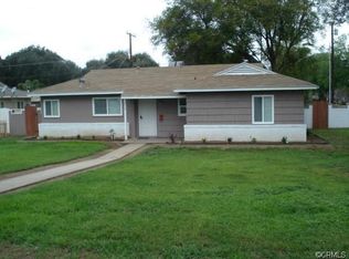 8035 Magnolia Ave, Riverside, CA 92504