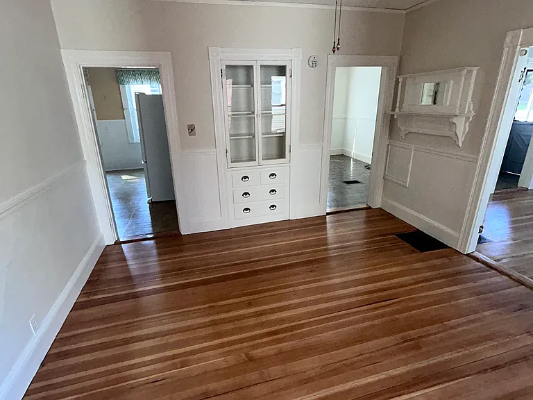 28-30 Lawrence St #3 — Photo 7