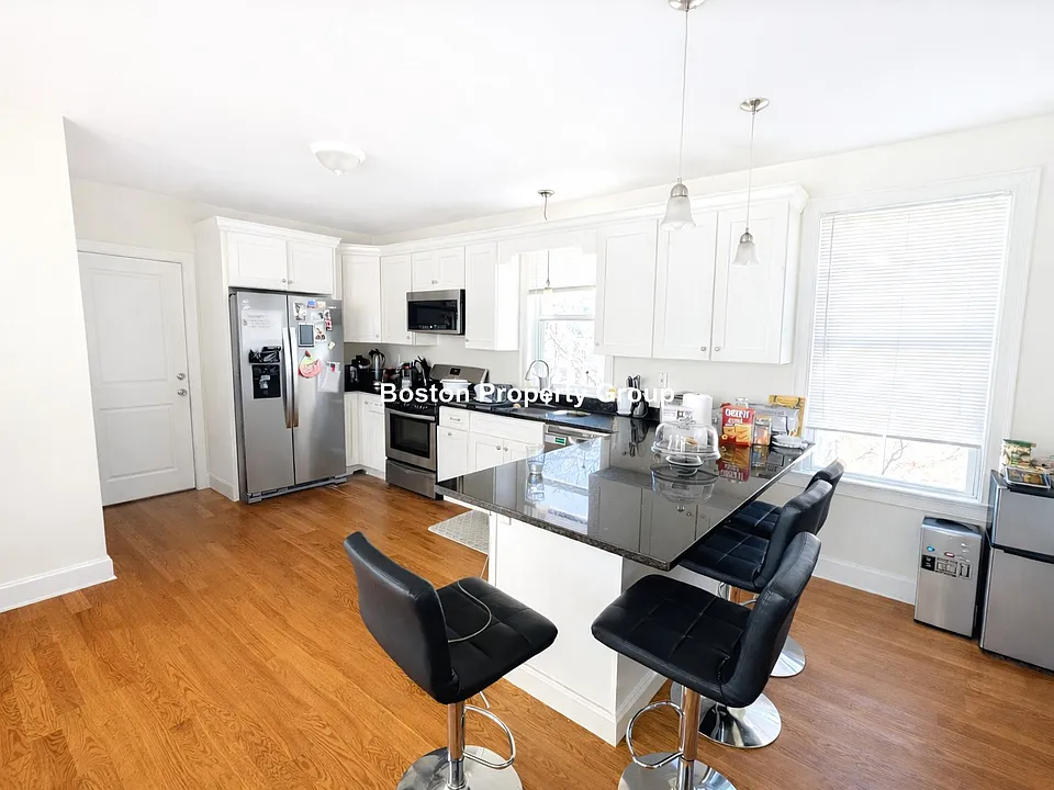 39 Millmont St #3