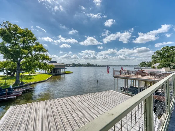 207 Princess Terrace, Sunrise Beach, TX 78643