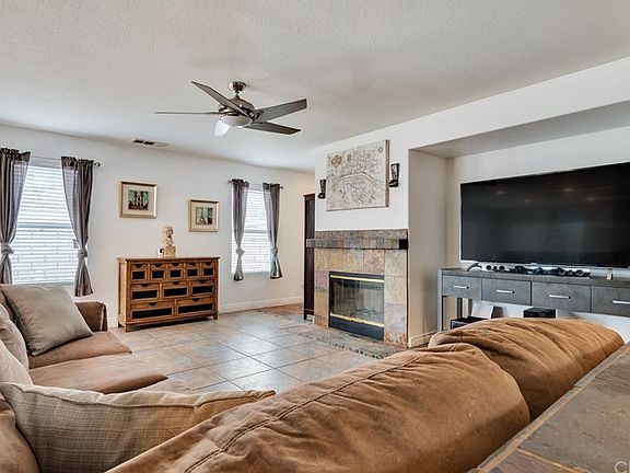 5th image of 3227 Blossom Dr