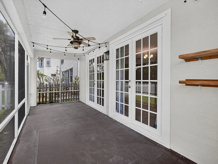 1204 Oakwater Dr — Photo 54